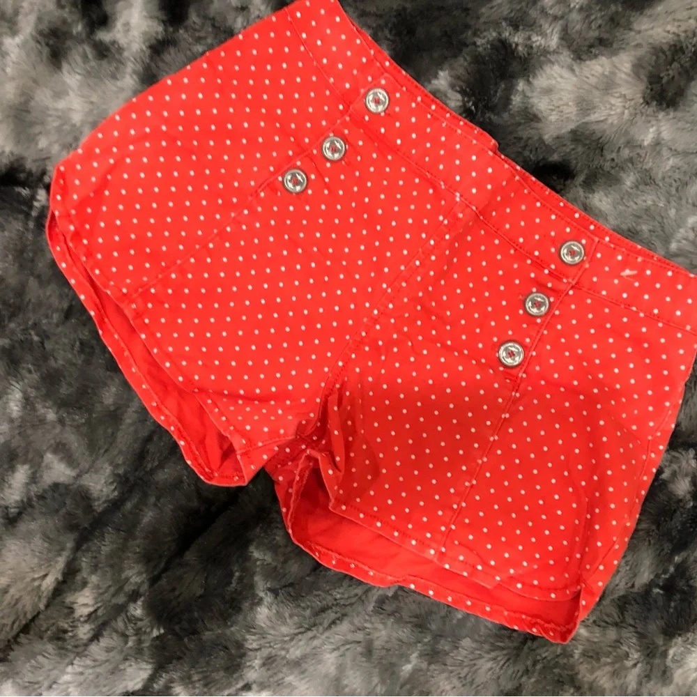 BULLHEAD RED POLKA DOT BUTTONS HIGH RISE SHORTS SZ 9 - Picture 3 of 8